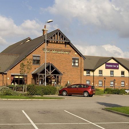 Premier Inn Barnsley Wombwell Bagian luar foto